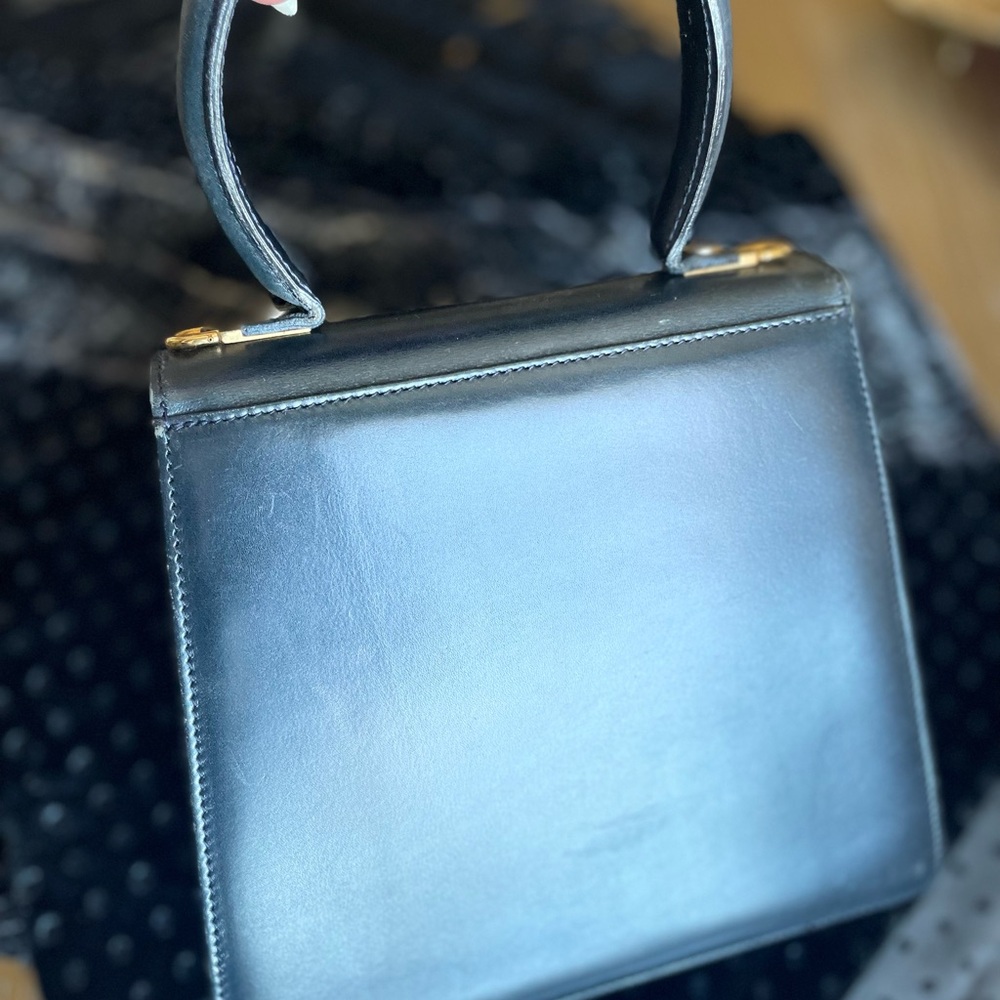 FERRAGAMO ICONIC TOP HANDLE - Picture 7 of 8